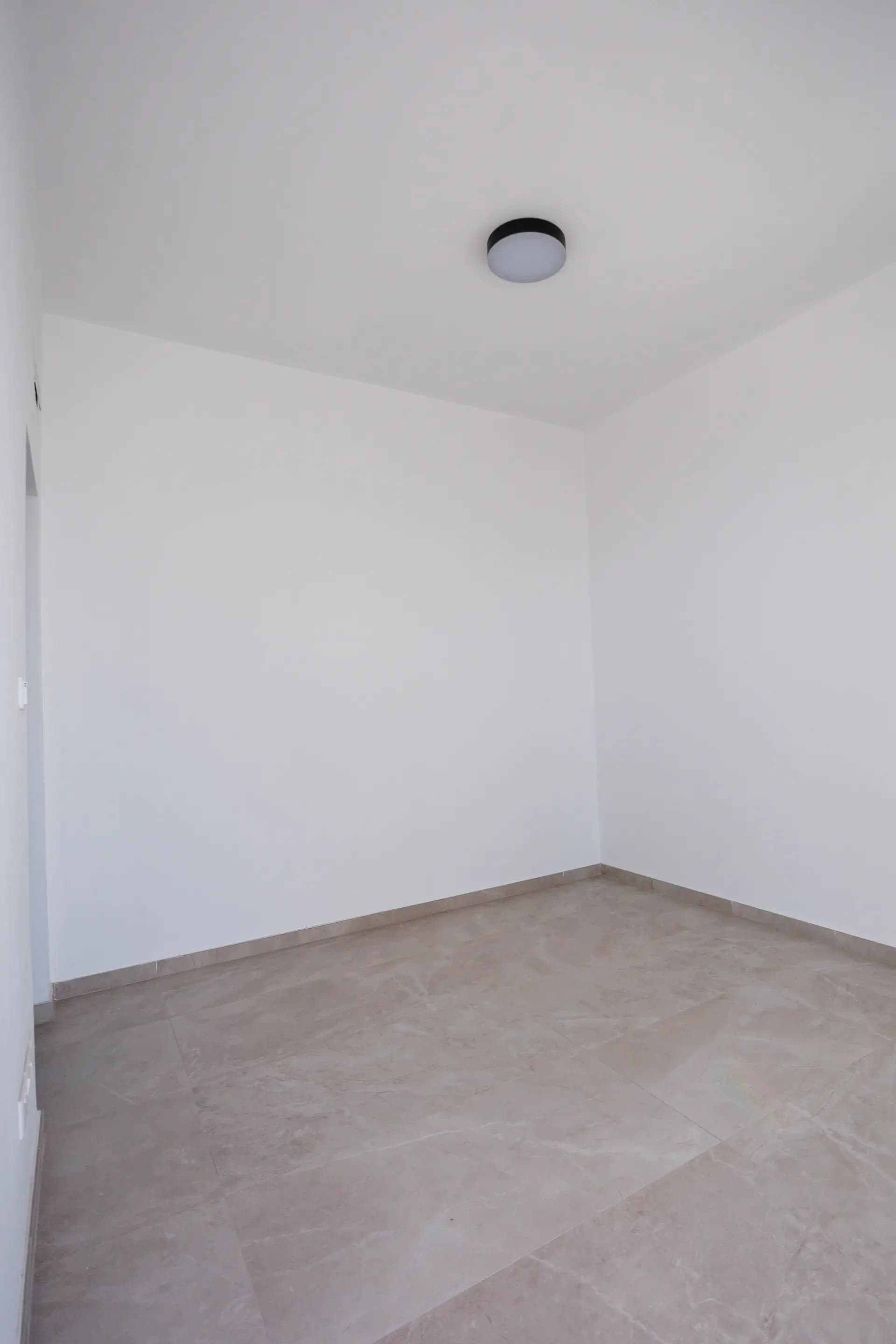 Apartment 6