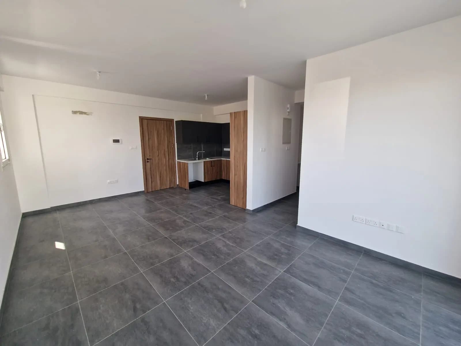 Apartment 10