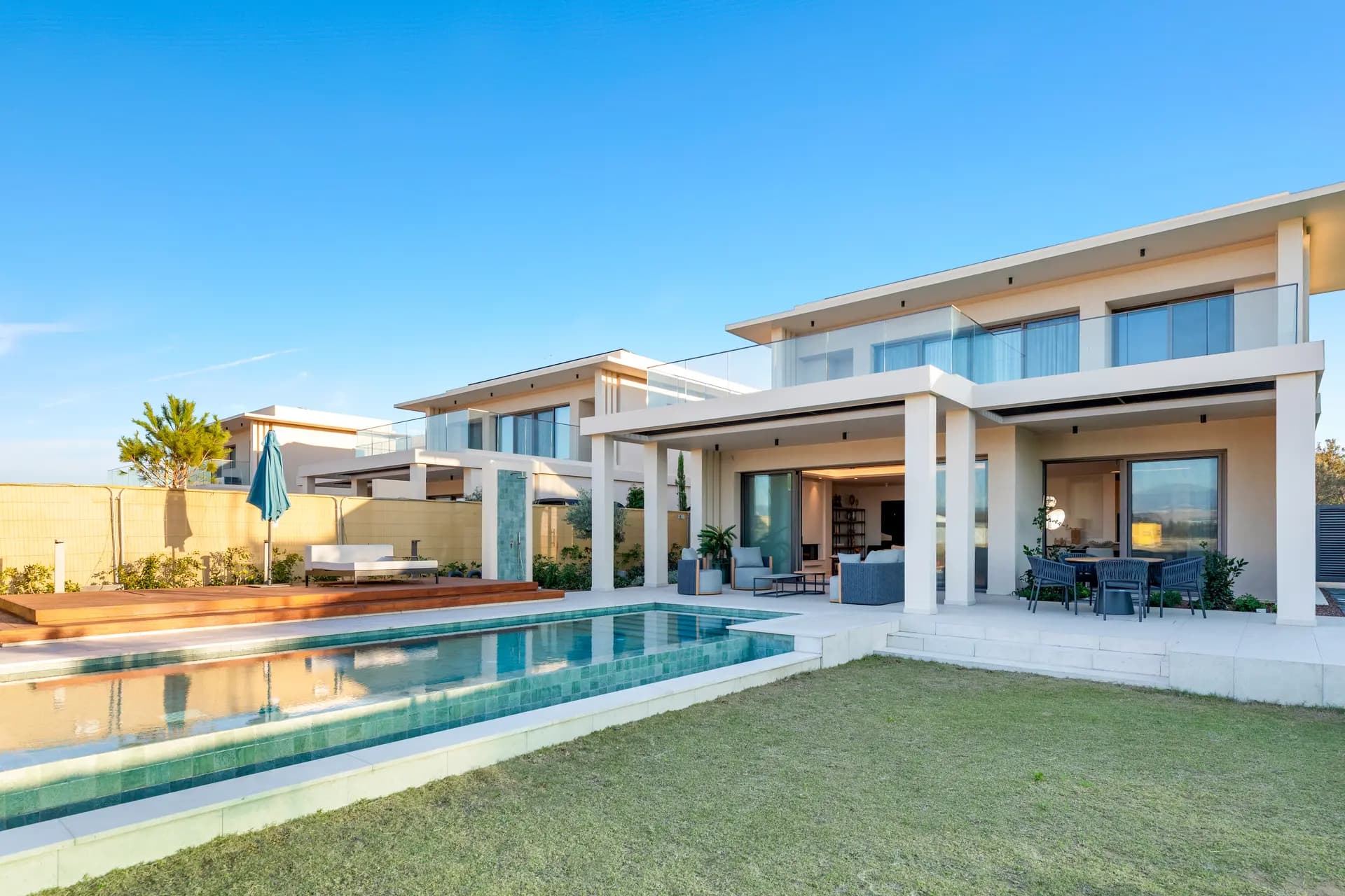 Villa 2