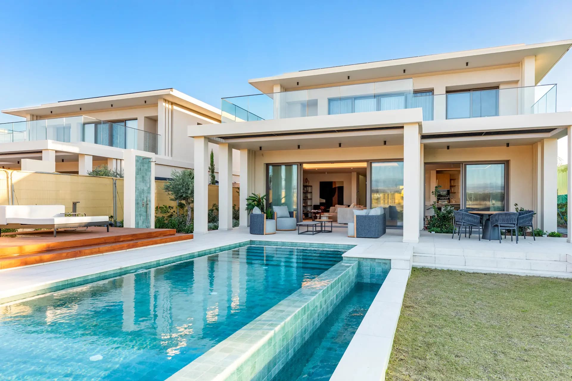 Villa 1