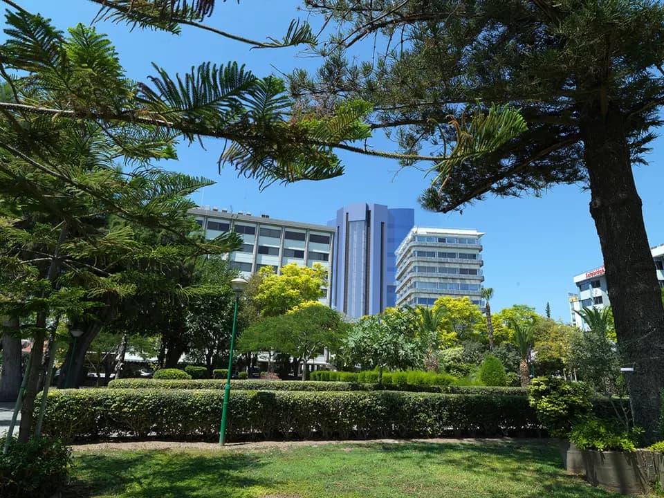 Park Royal 5