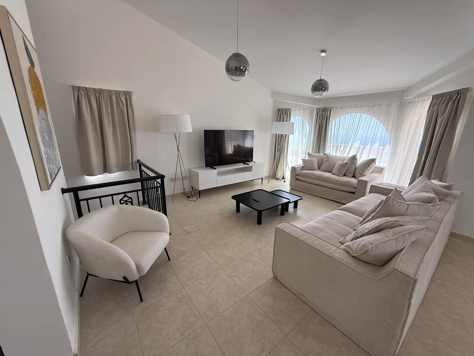 5 bedroom Villa with private pool Ready Title Deeds 2